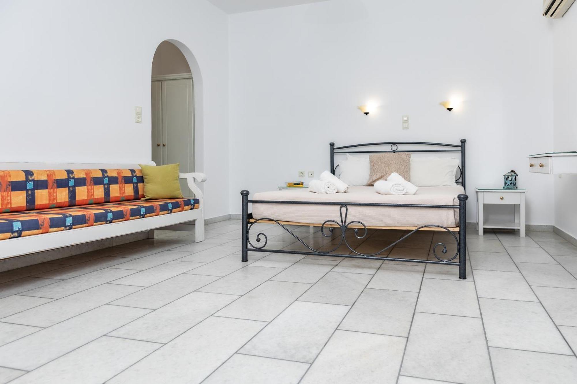 Depis Studios & Apartments Naxos City Exterior foto