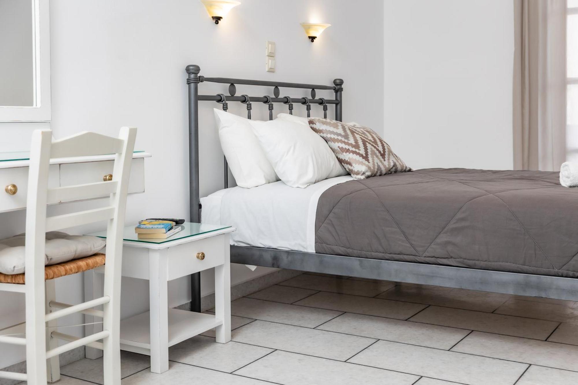 Depis Studios & Apartments Naxos City Exterior foto