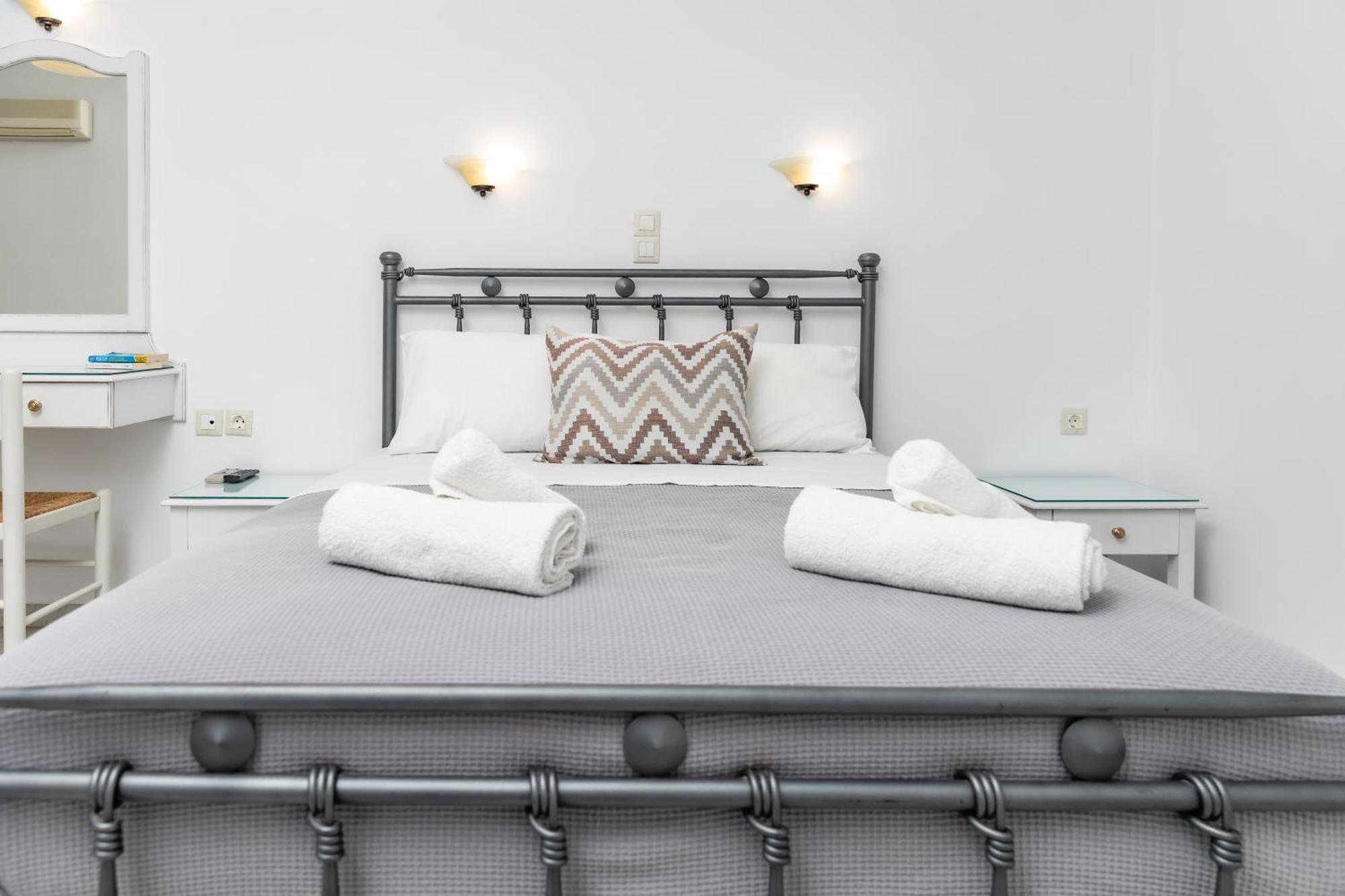 Depis Studios & Apartments Naxos City Exterior foto